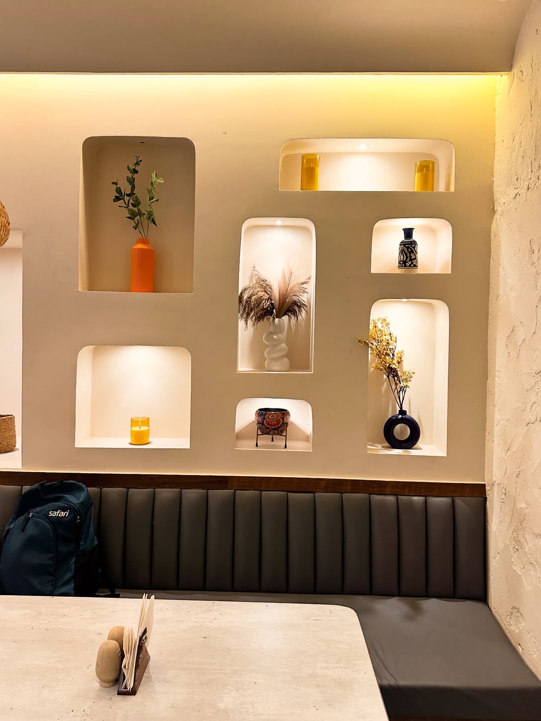 Cosy seating niches at The Midtown Bistro