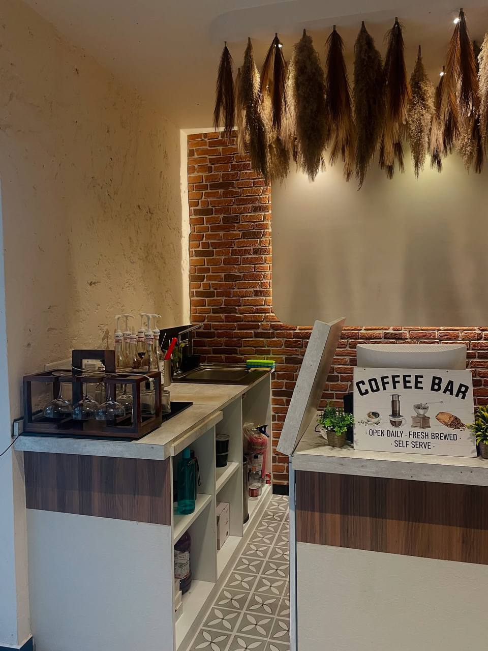 Food and ambience at The Midtown Bistro